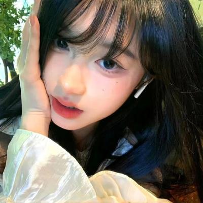 黑衣人